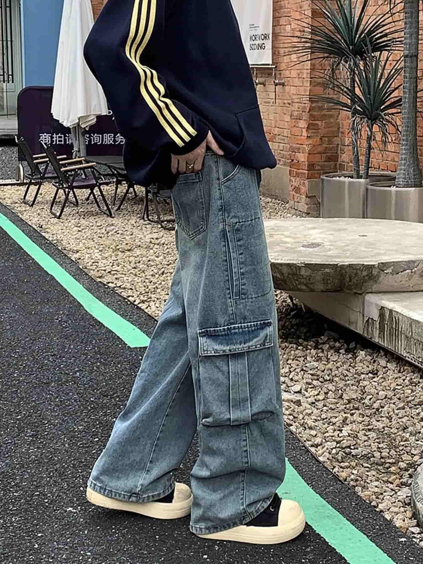 Men's Full Size Vintage Wash Wide Leg Cargo Jeans Plus Size